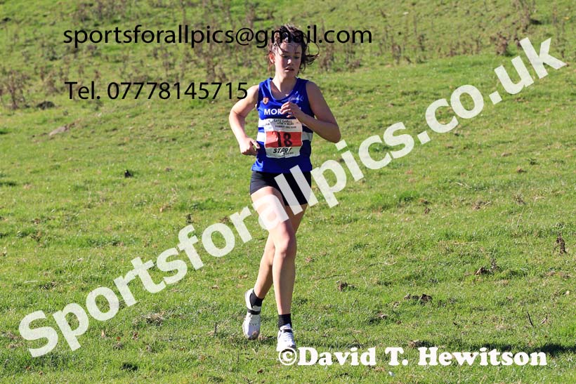 Girls under-15s, 2022 NECAA Cross Country Relays, Thornley Hall Farm, Peterlee, County Durham, October 15th. Photo: David T. Hewitson/Sports for All Pics